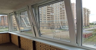 Остекление балкона Северск цена от 9804 руб. м/п. за 50 часов
