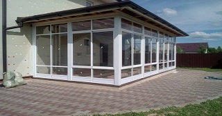 Остекление веранды Северск, цена от 9804 руб.